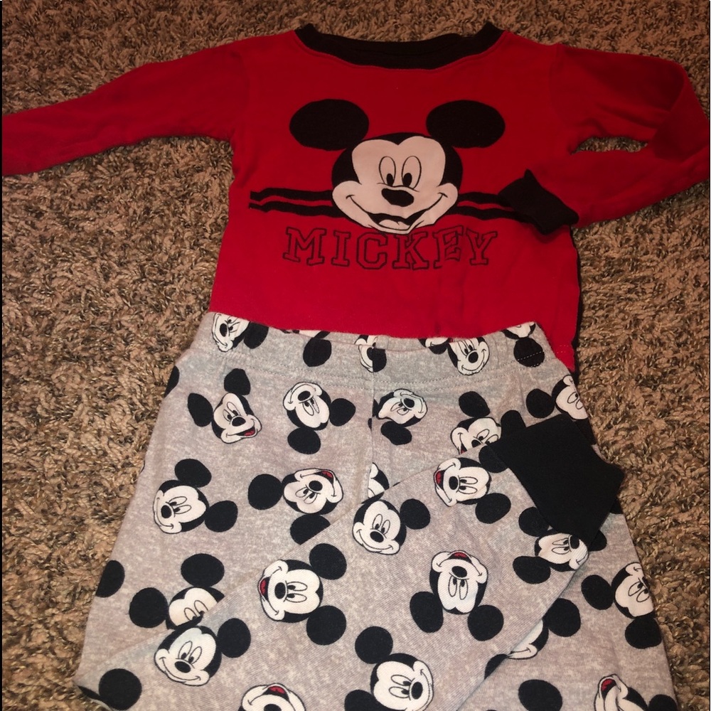 4T Mickey PJ’s! 🐭 - Picture 4 of 6
